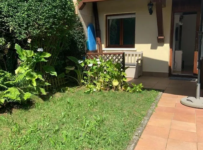 Apartment En El Paseo De Manuel Noriega, Nº 9, Con Jardin Privado, Wifi, En Comillas